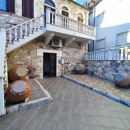 Thasscities Casa Apartment *
